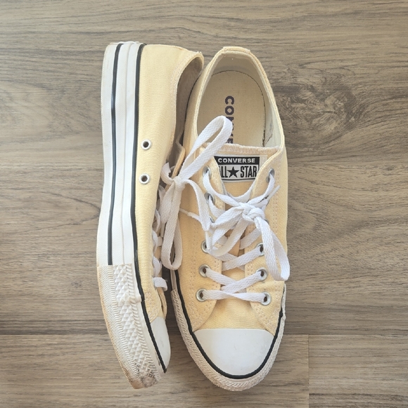 Converse All Star Pale Yellow Canvas Shoes - Picture 2 of 7